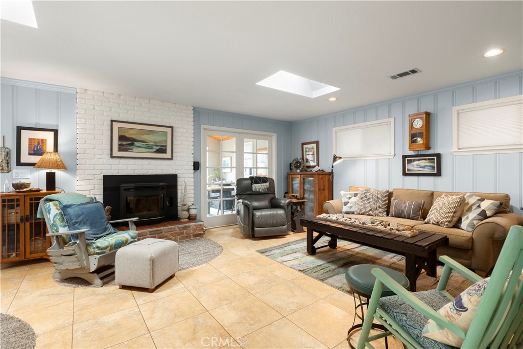 50 5th St, Cayucos, CA 93430