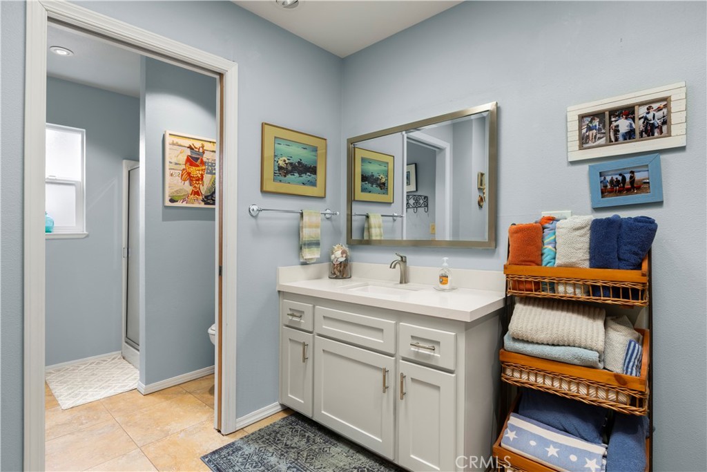 50 5th St, Cayucos, CA 93430