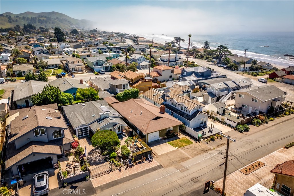 50 5th St, Cayucos, CA 93430