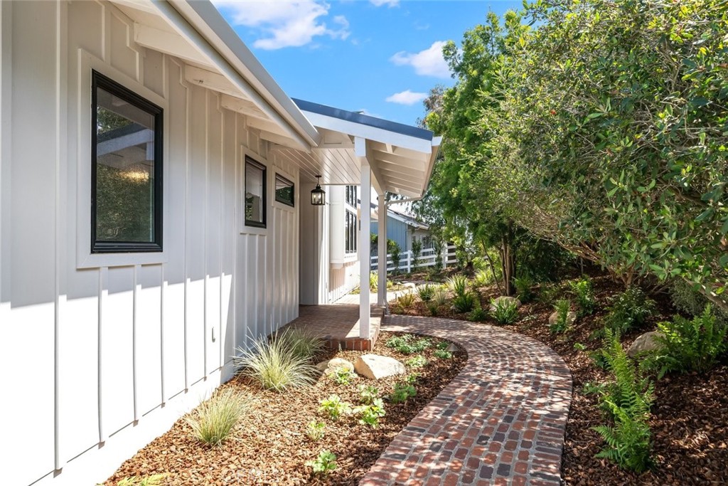 2786 Eton Road, Cambria, CA 93428