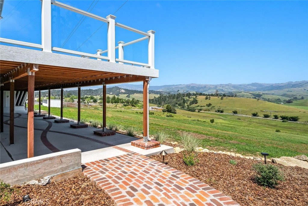 2786 Eton Road, Cambria, CA 93428