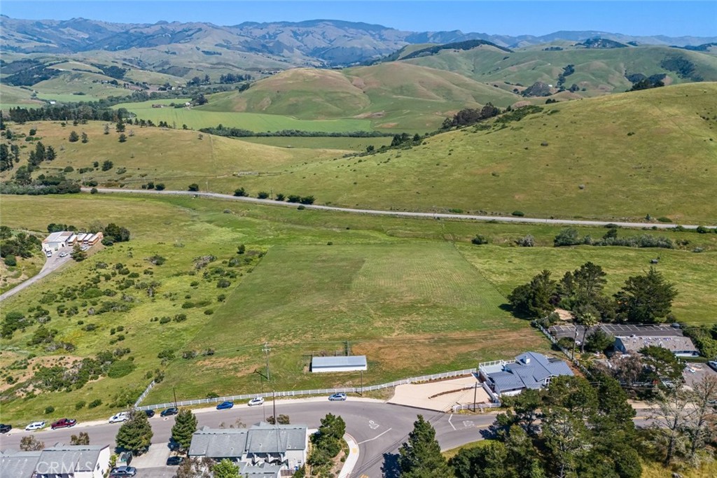 2786 Eton Road, Cambria, CA 93428