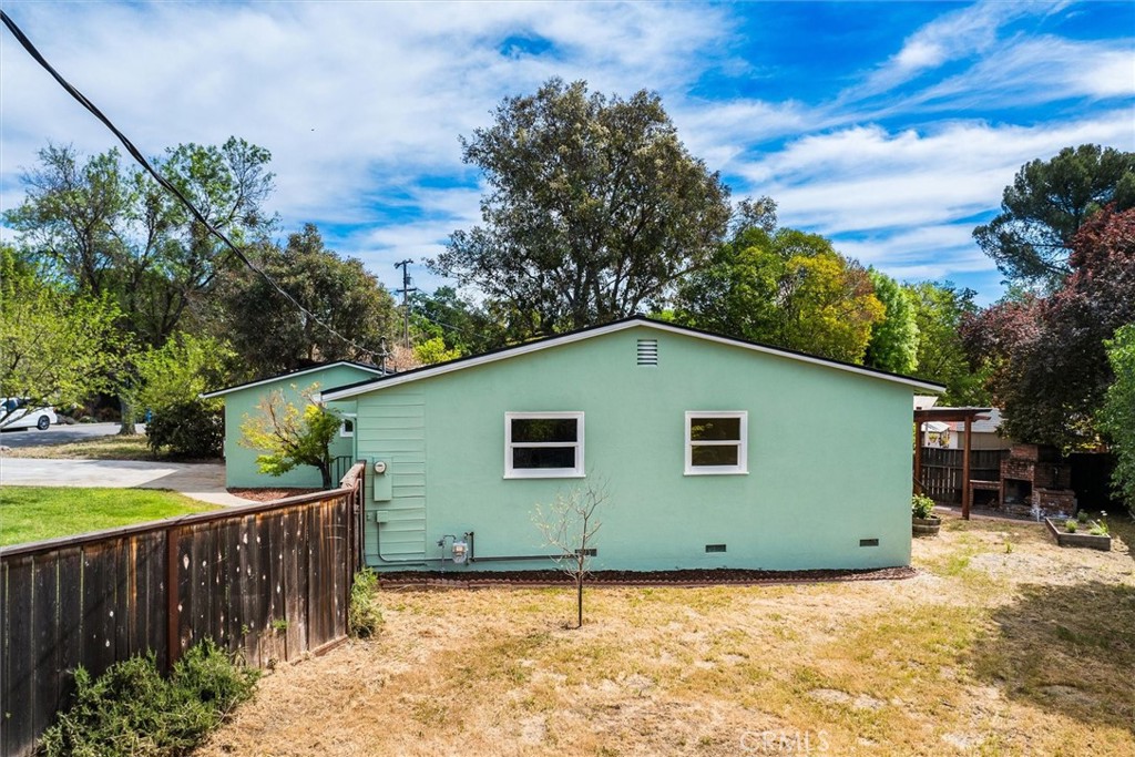 610 Tucker Ave, Paso Robles, CA 93446