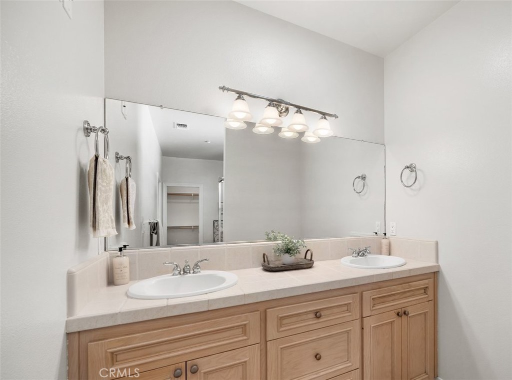 1090 Megan Ct, Templeton, CA 93465