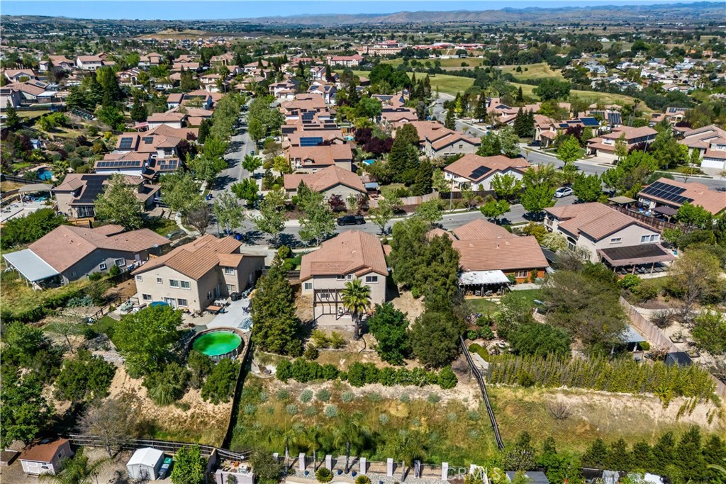 1625 Leah Way, Paso Robles, CA 93446