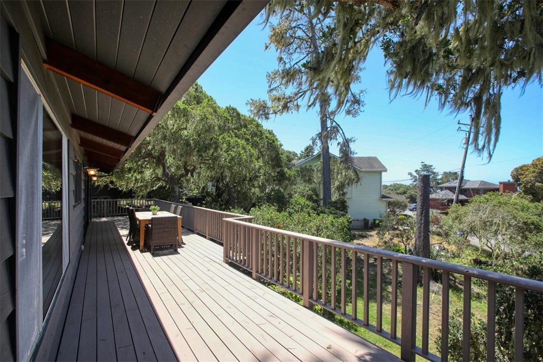 2103 Benson Ave, Cambria, CA 93428