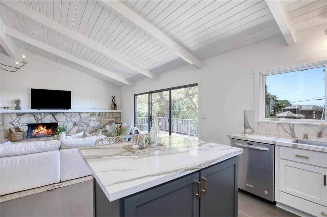 2103 Benson Ave, Cambria, CA 93428