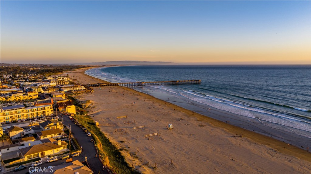 351 San Luis Ave, Pismo Beach, CA 93449