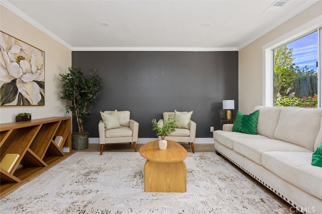 46 Lone Oak, Templeton, CA 93465