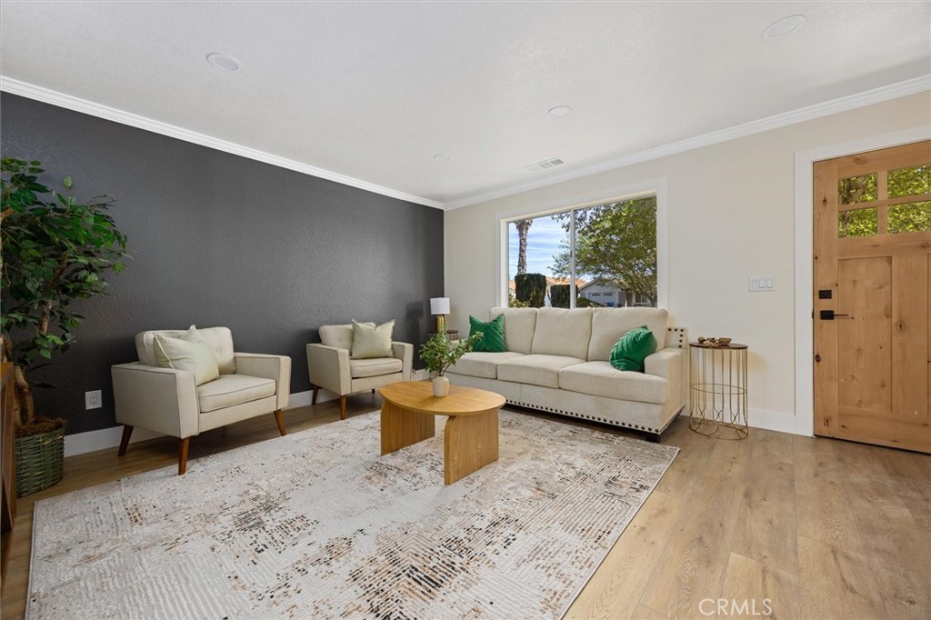 46 Lone Oak, Templeton, CA 93465