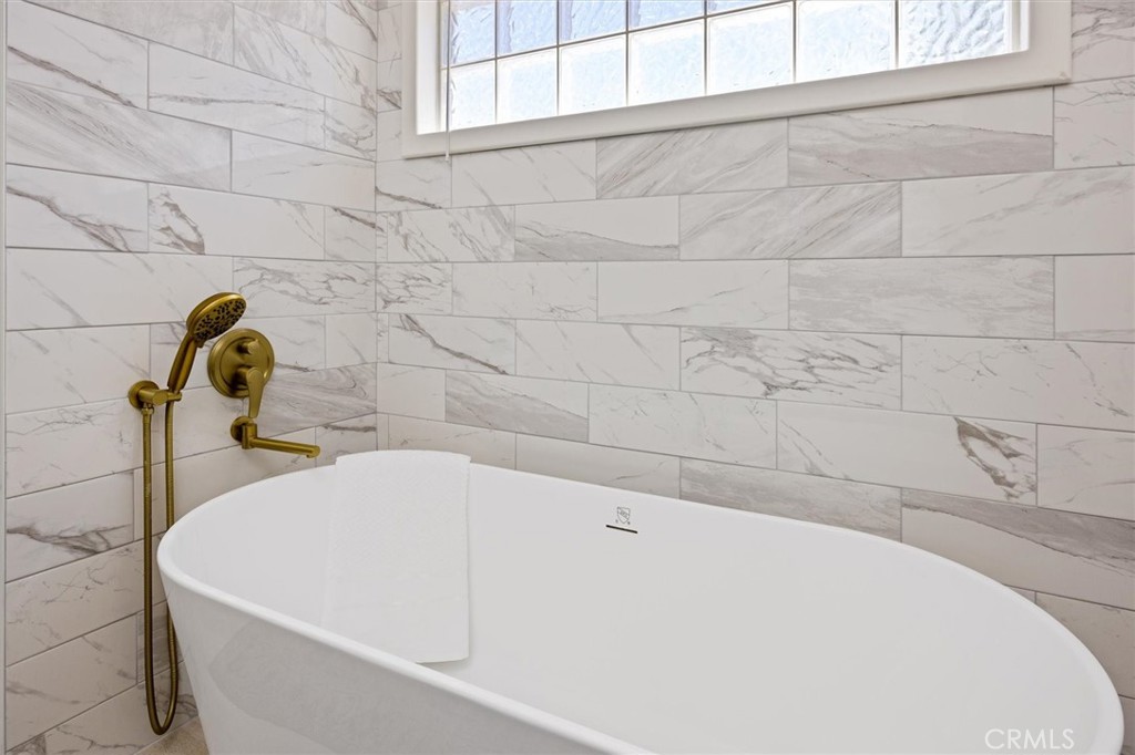 46 Lone Oak, Templeton, CA 93465