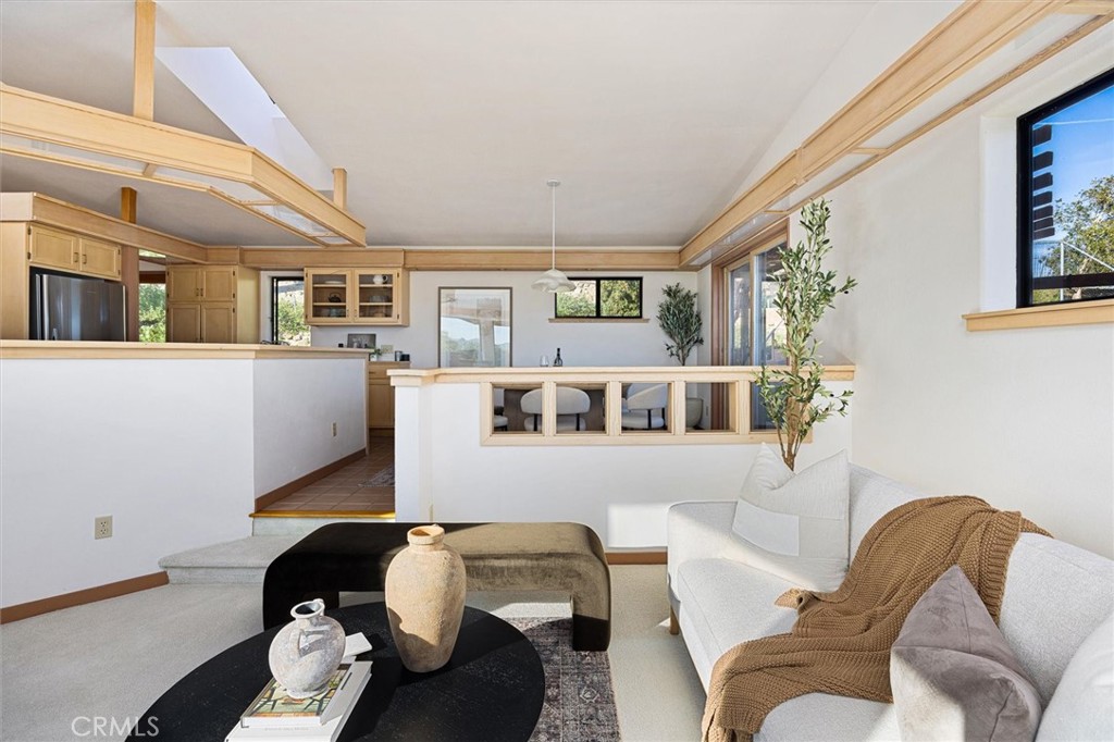 957 Skyline Dr, San Luis Obispo, CA 93405