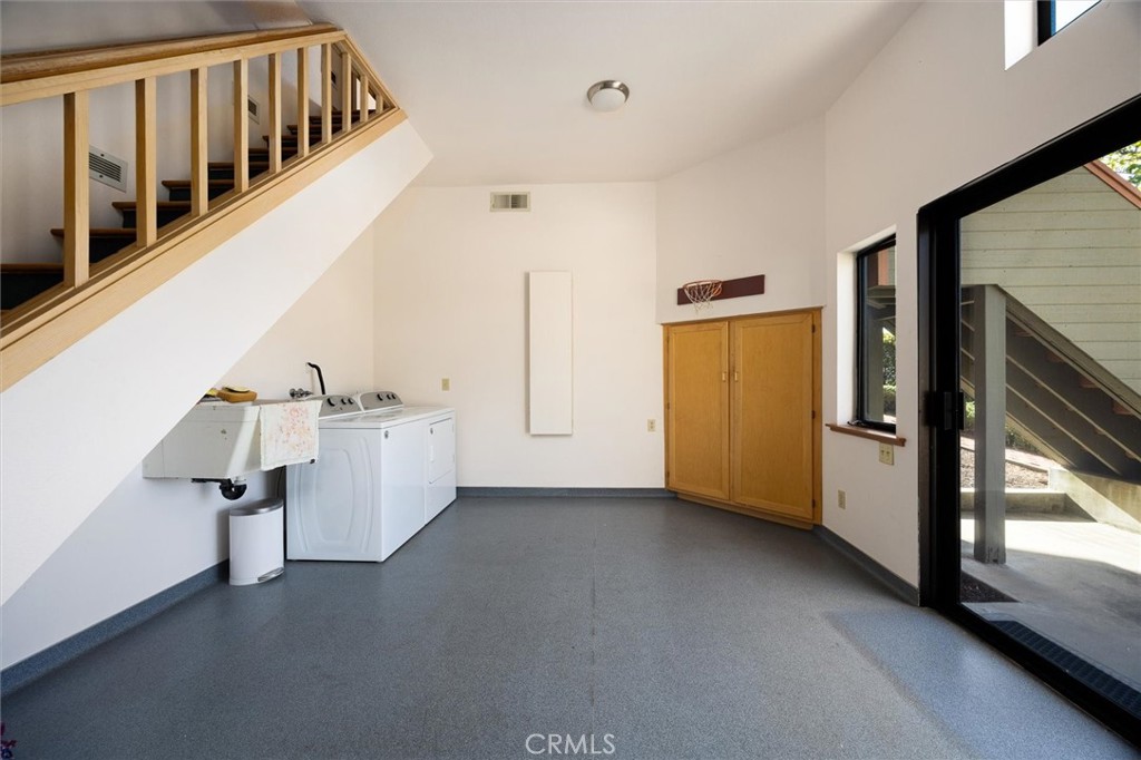 957 Skyline Dr, San Luis Obispo, CA 93405