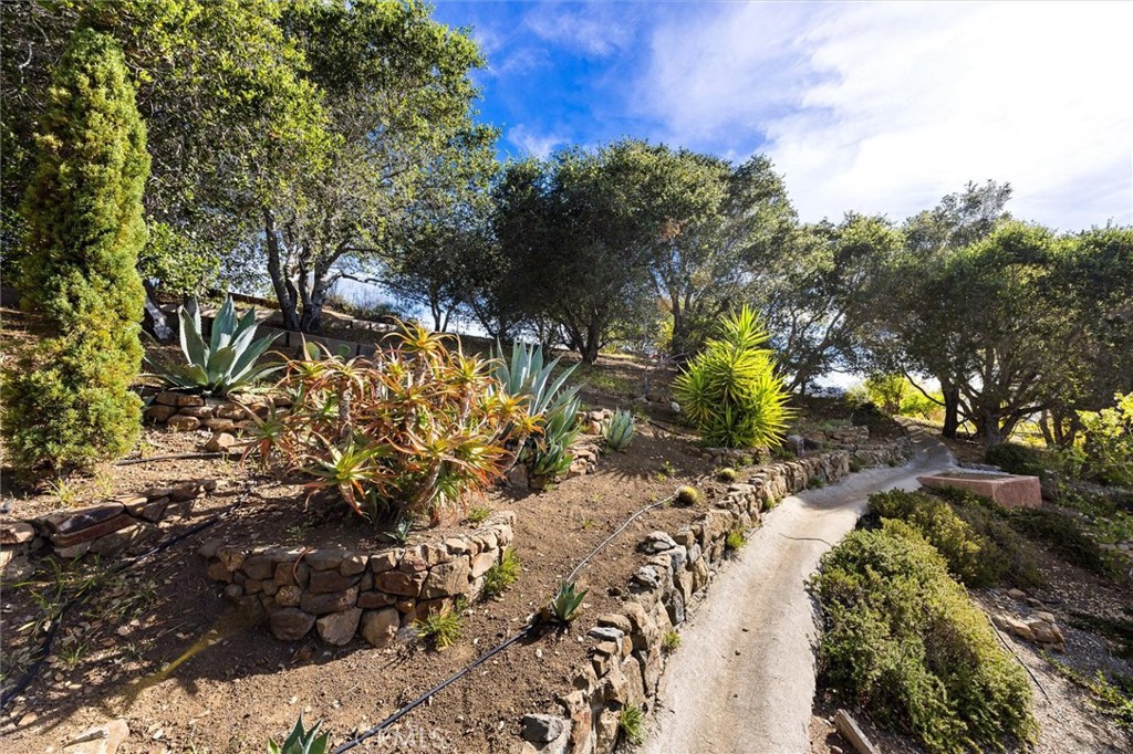 957 Skyline Dr, San Luis Obispo, CA 93405