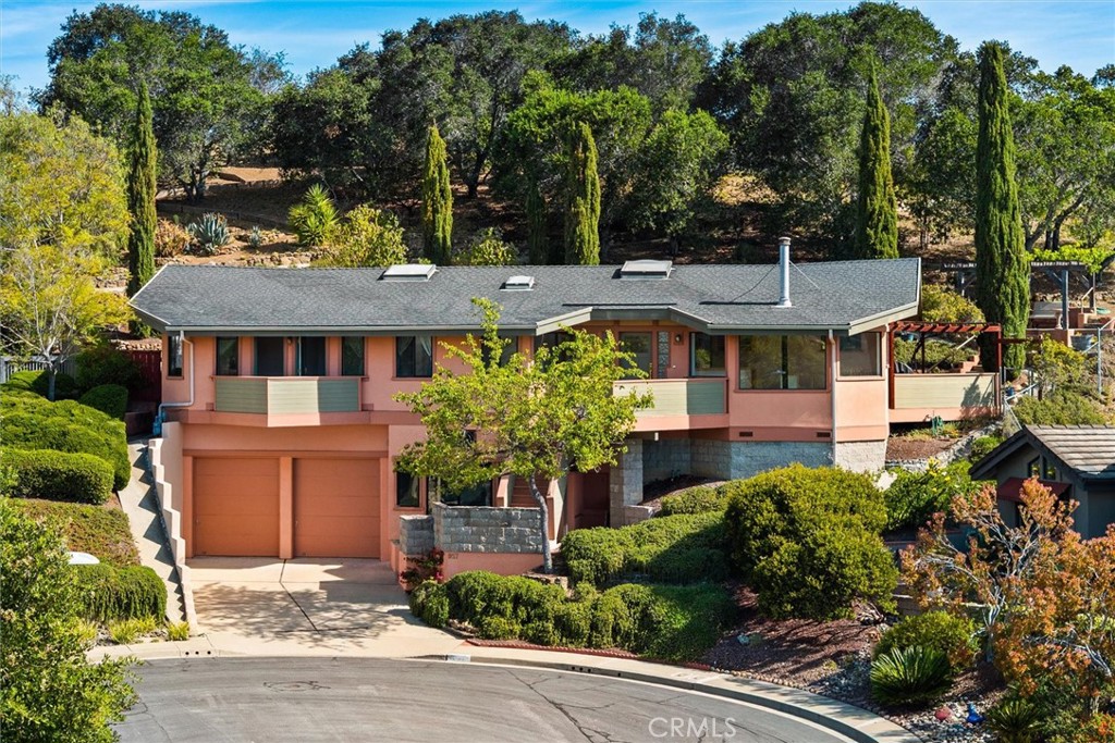 957 Skyline Dr, San Luis Obispo, CA 93405
