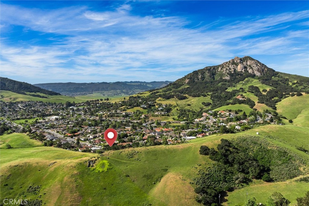 957 Skyline Dr, San Luis Obispo, CA 93405