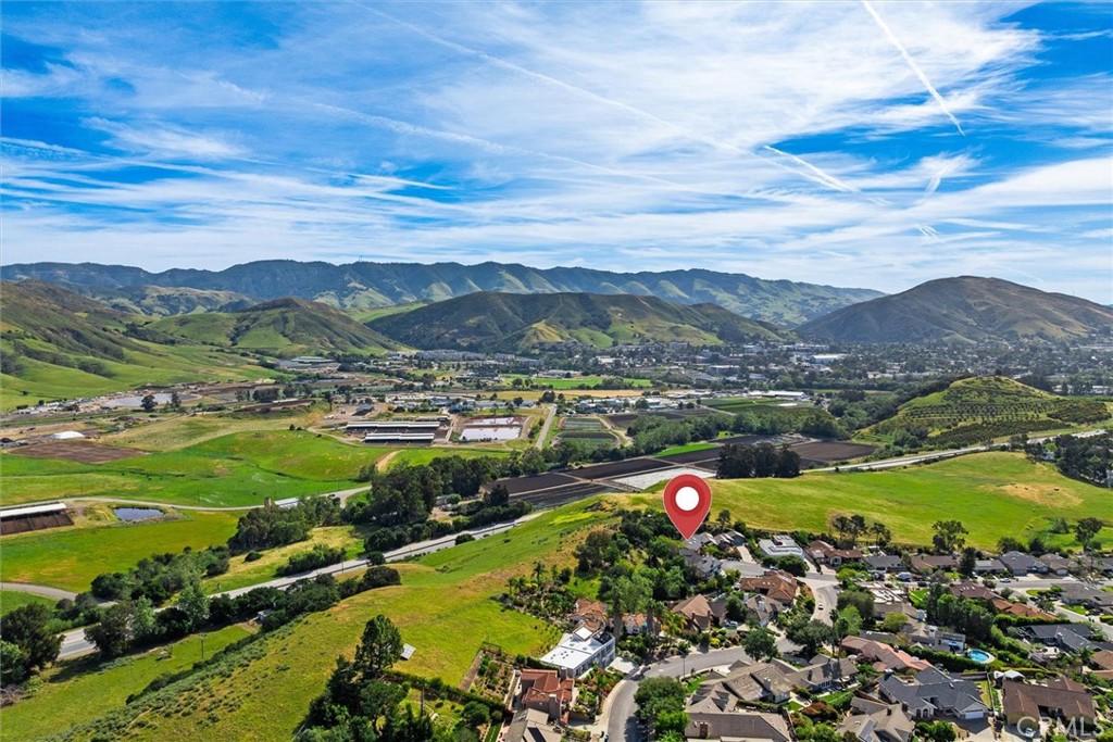 957 Skyline Dr, San Luis Obispo, CA 93405
