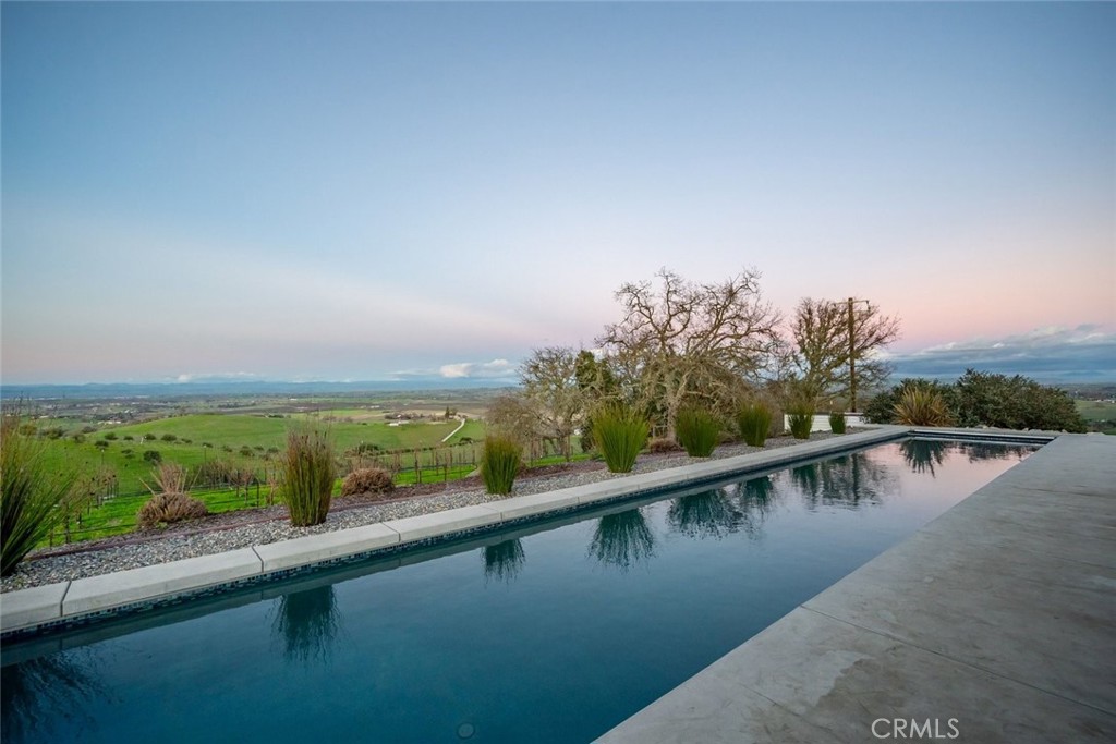 705 Sequoia Ln, Templeton, CA 93465