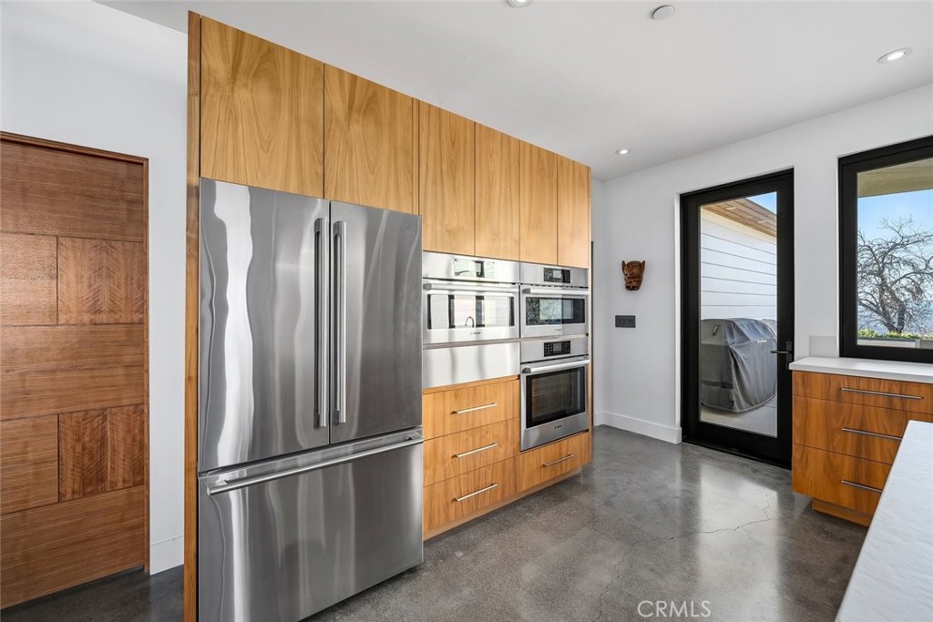 705 Sequoia Ln, Templeton, CA 93465