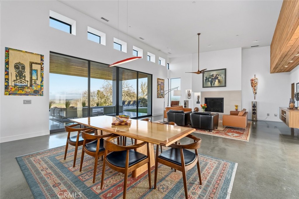 705 Sequoia Ln, Templeton, CA 93465