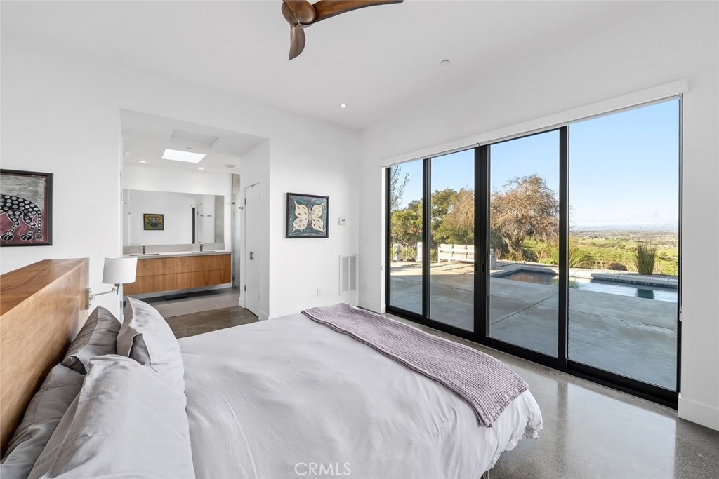 705 Sequoia Ln, Templeton, CA 93465
