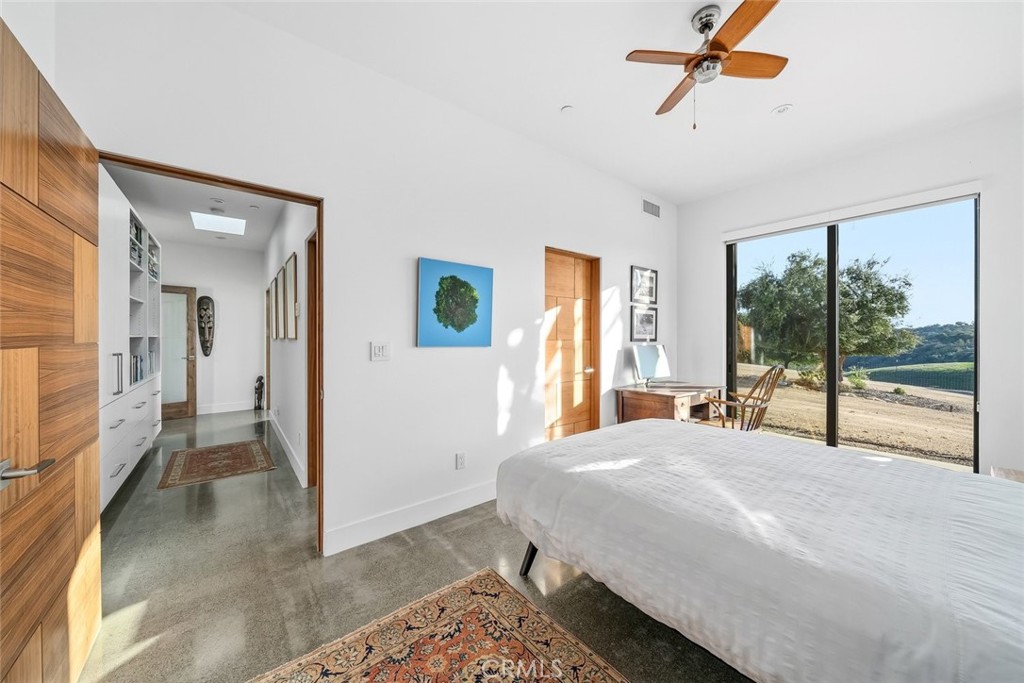 705 Sequoia Ln, Templeton, CA 93465