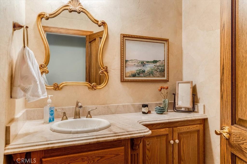 6515 Kathryn Drive, Cambria, CA 93428