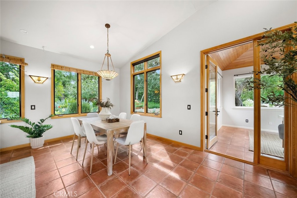 5982 Violeta, Atascadero, CA 93422