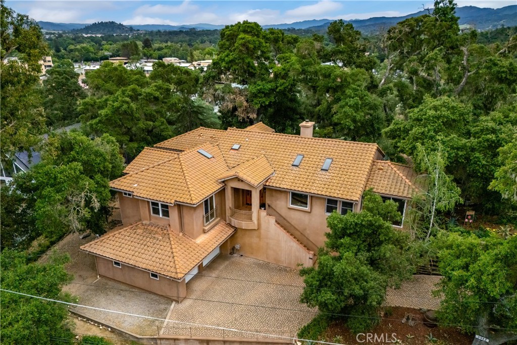 5982 Violeta, Atascadero, CA 93422