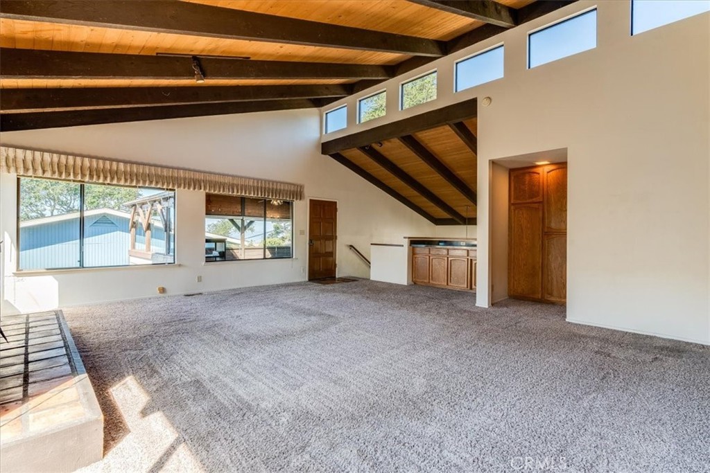 470 Warwick, Cambria, CA 93428