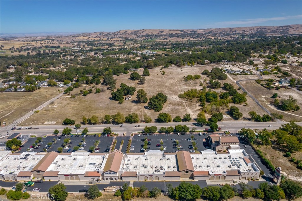 2115 El Camino Real, Atascadero, CA 93422