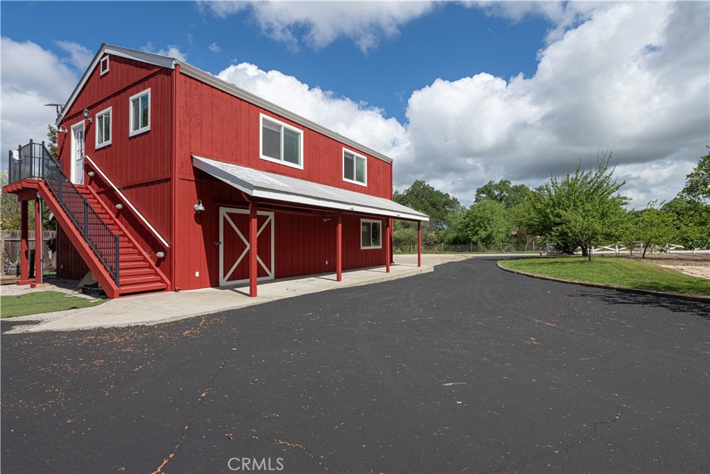 17490 Poplar, Atascadero, CA 93422