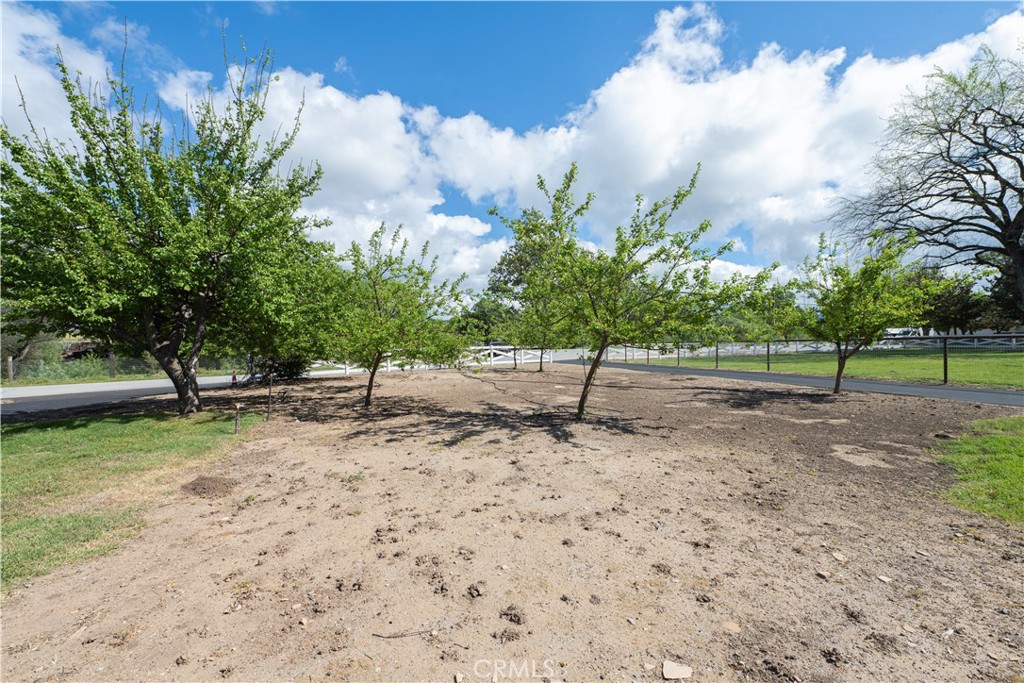 17490 Poplar, Atascadero, CA 93422