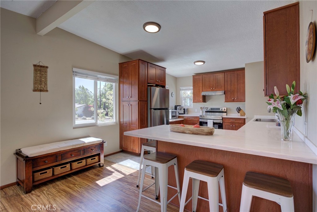 1462 Laurel Ln, San Luis Obispo, CA 93401