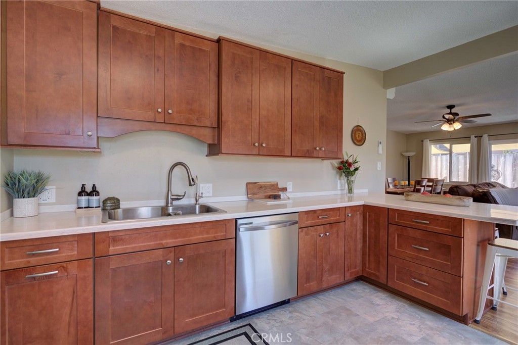 1462 Laurel Ln, San Luis Obispo, CA 93401