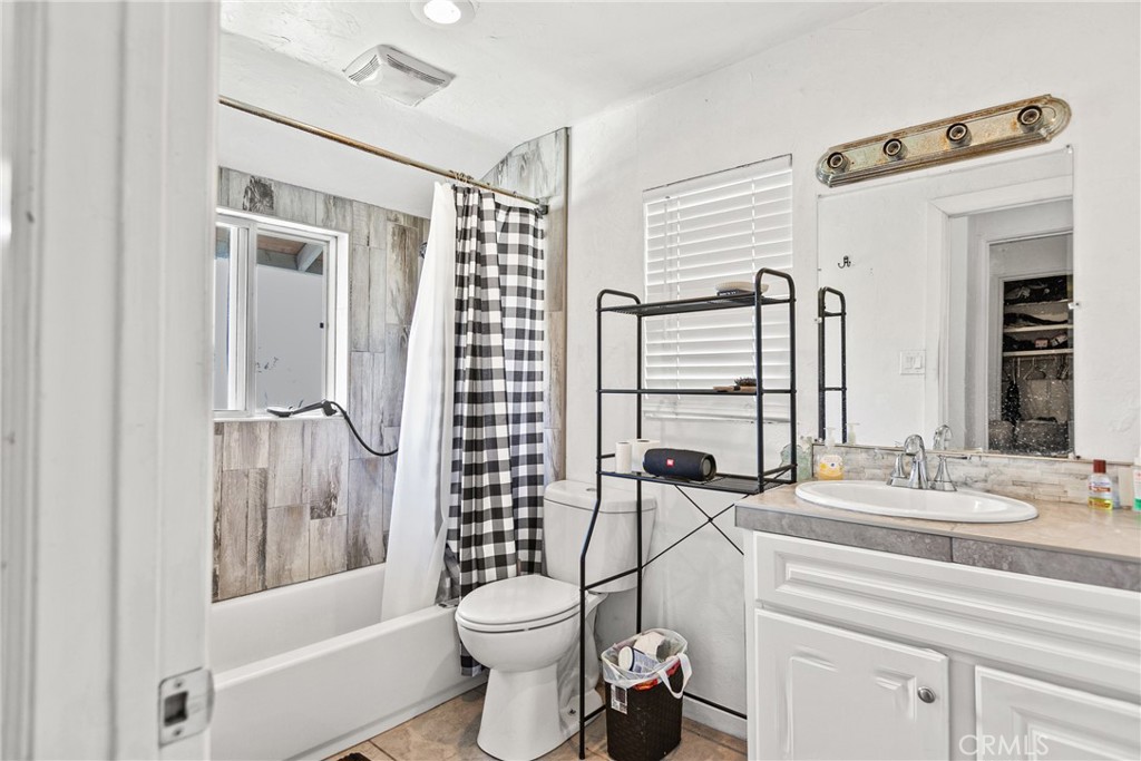 35 Blarney, San Luis Obispo, CA 93405