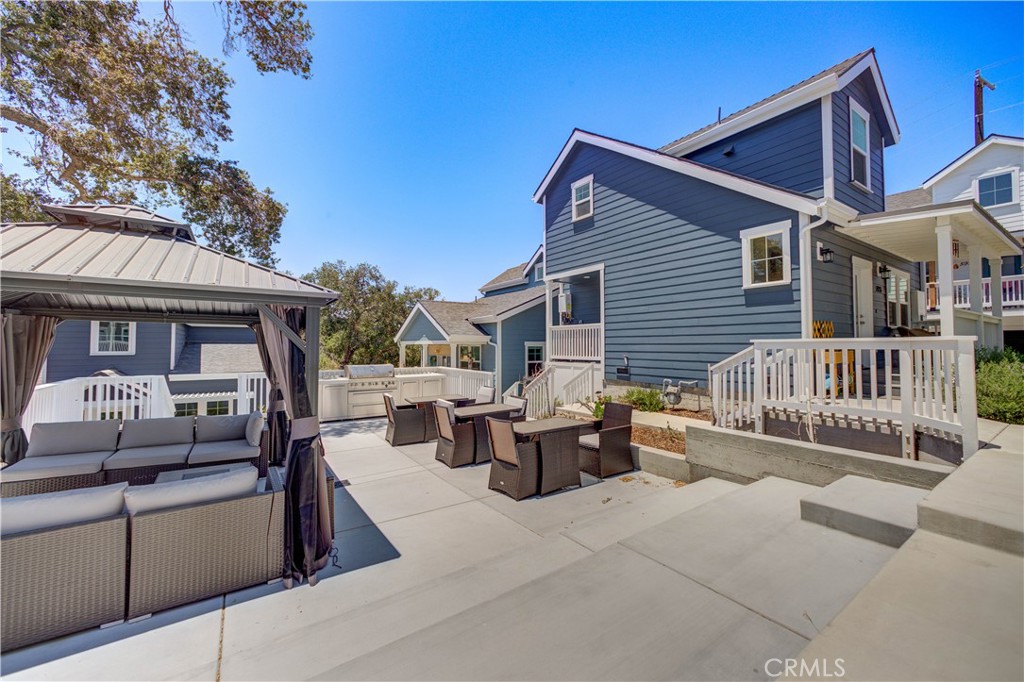 5926 Gran Paseo Way, Atascadero, CA 93422