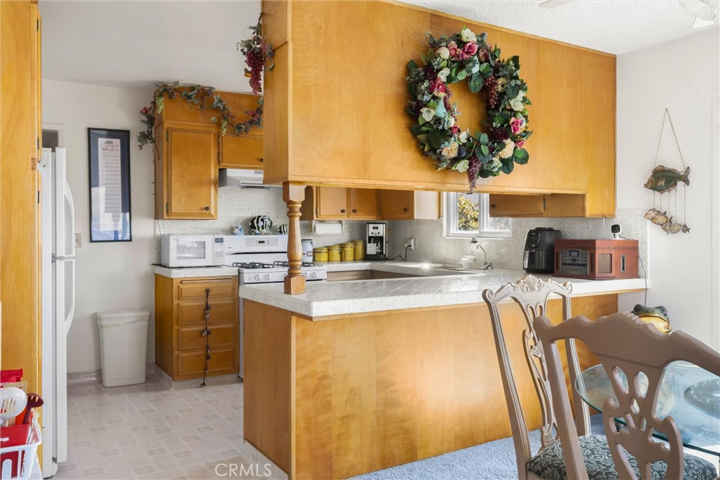 180 G, Cayucos, CA 93430