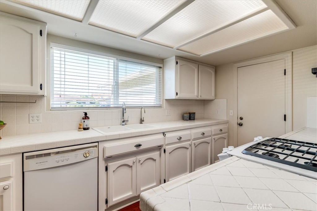 818 Wade, Paso Robles, CA 93446