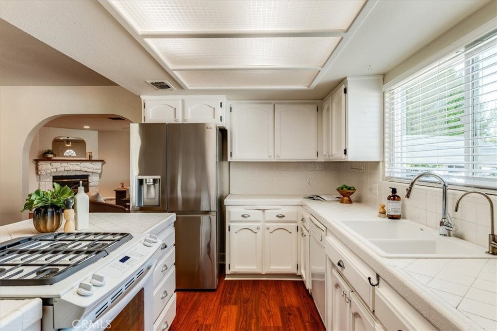 818 Wade, Paso Robles, CA 93446