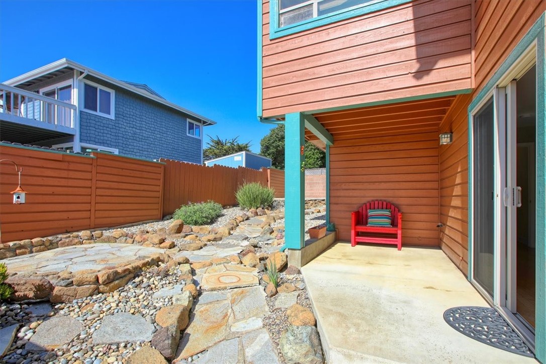 347 Ivar St, Cambria, CA 93428