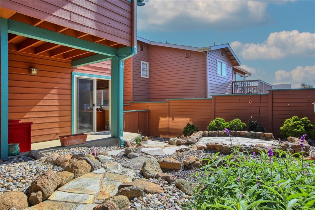 347 Ivar St, Cambria, CA 93428