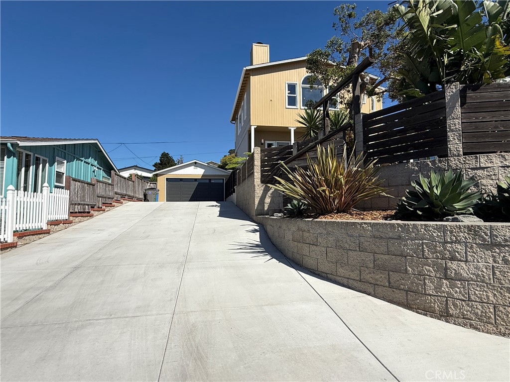410 Kings Ave, Morro Bay, CA 93442