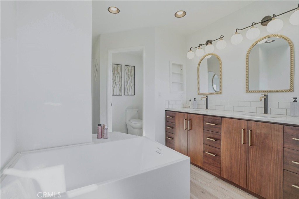 410 Kings Ave, Morro Bay, CA 93442