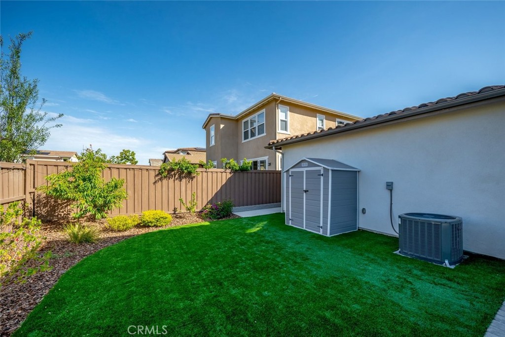 3901 Hayfield Loop, San Luis Obispo, CA 93401