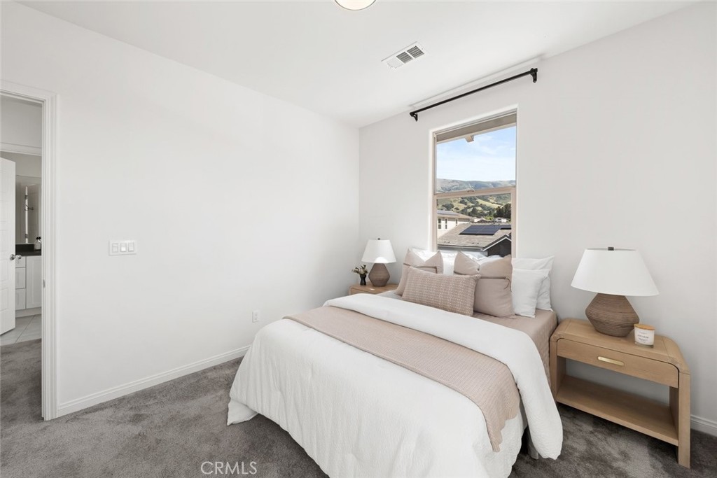 3901 Hayfield Loop, San Luis Obispo, CA 93401