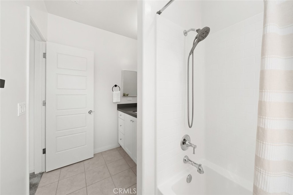 3901 Hayfield Loop, San Luis Obispo, CA 93401