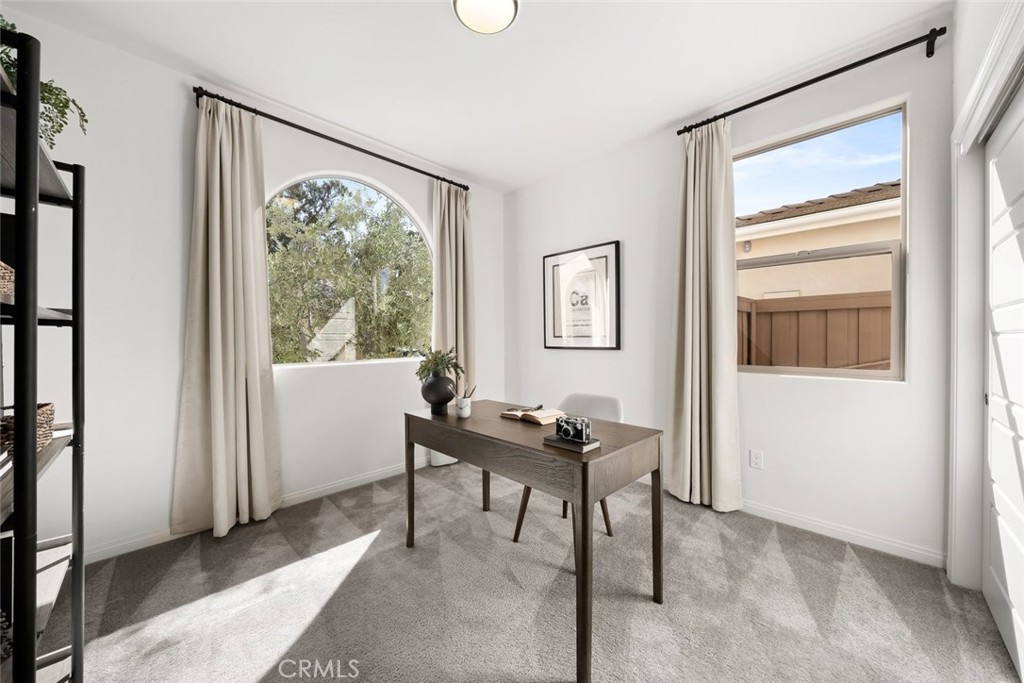 3901 Hayfield Loop, San Luis Obispo, CA 93401