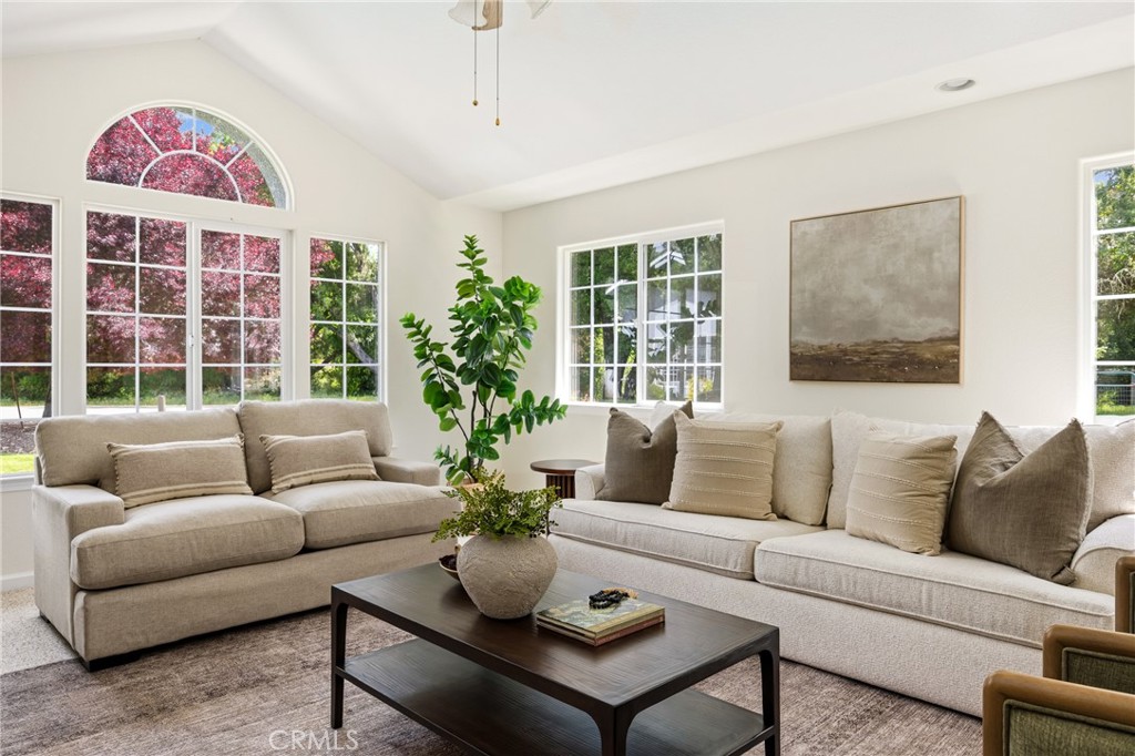 12055 Cenegal Rd, Atascadero, CA 93422