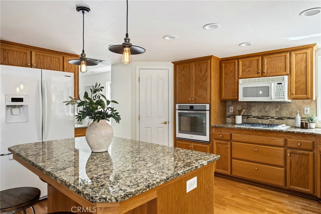 12055 Cenegal Rd, Atascadero, CA 93422